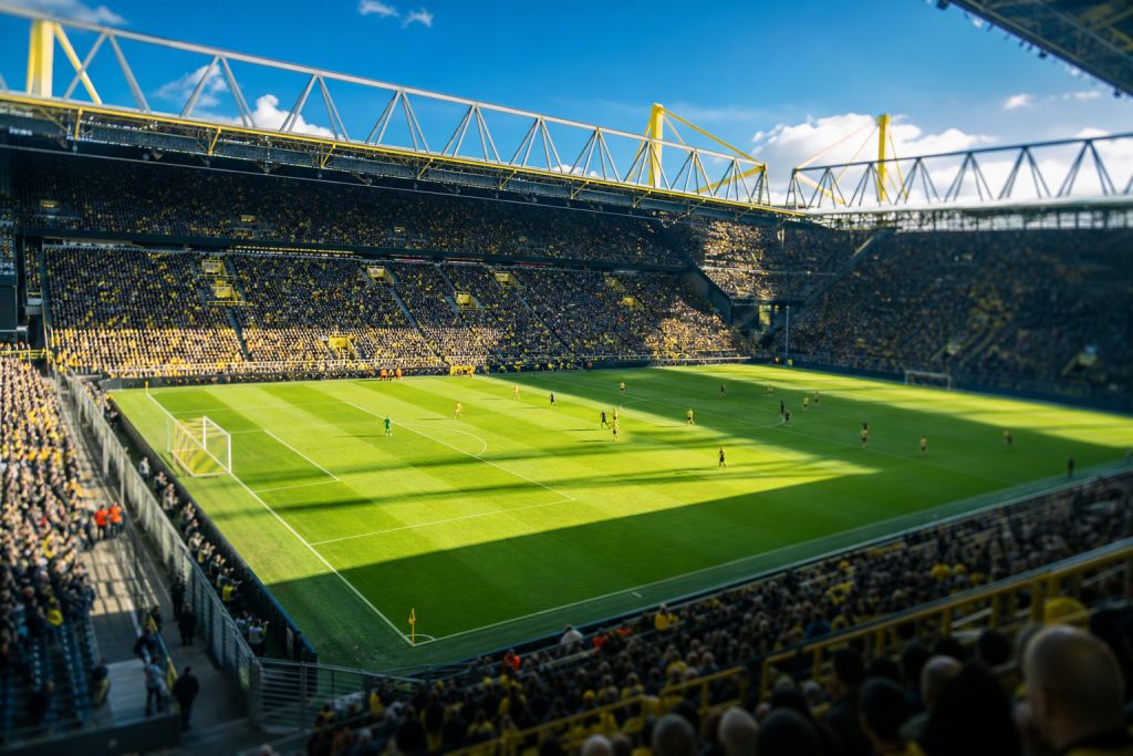 A Bundesliga ötödik fordulójának szombati napján hat mérkőzést rendeznek.